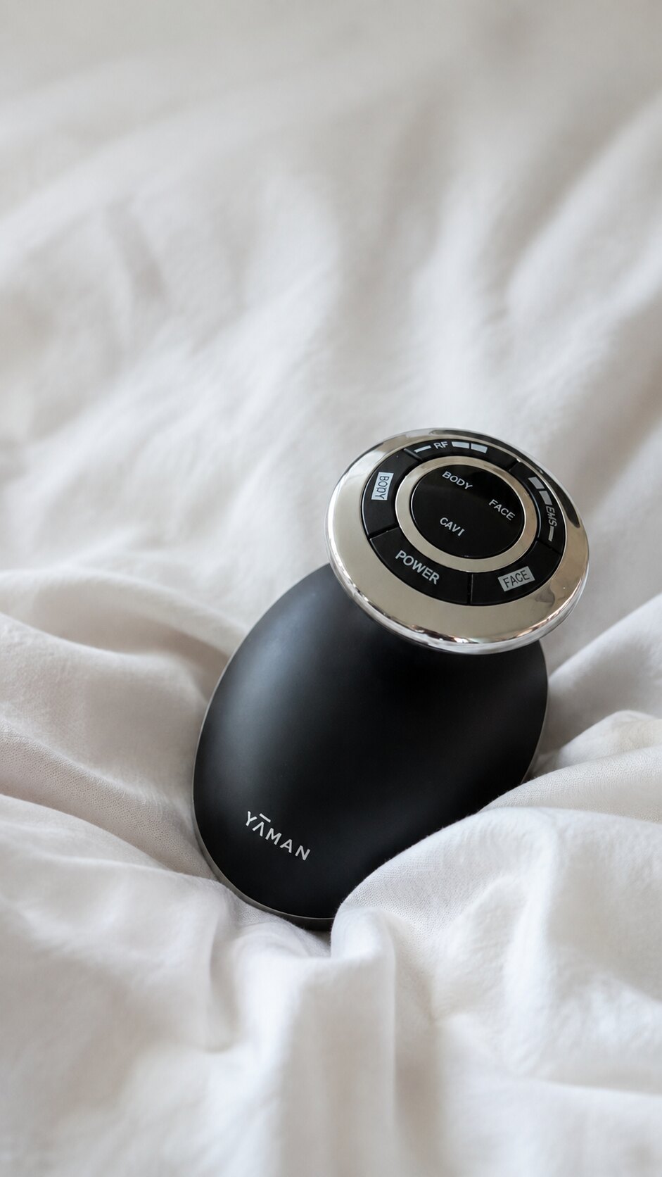 Cavi Spa RF Core Plus on white linen, control dial visible